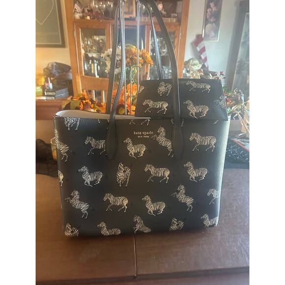Kate Spade All Day Dancing Zebras Large Tote EUC Women's & Detachable Wristlet - Picture 1 of 16